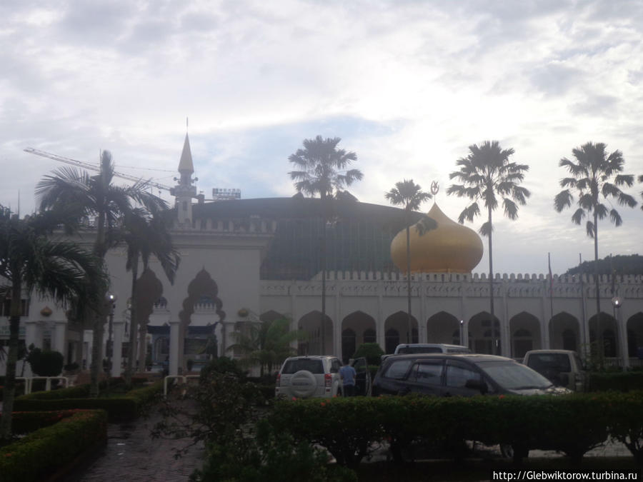 Masjid At-Takwa Мири, Малайзия