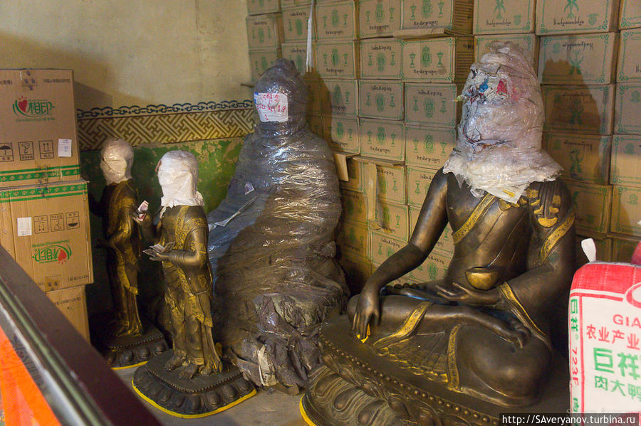 Сэра. Новые статуи бодхисаттв Тибет, Китай