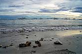 Море на Панглао чистое и спокойное