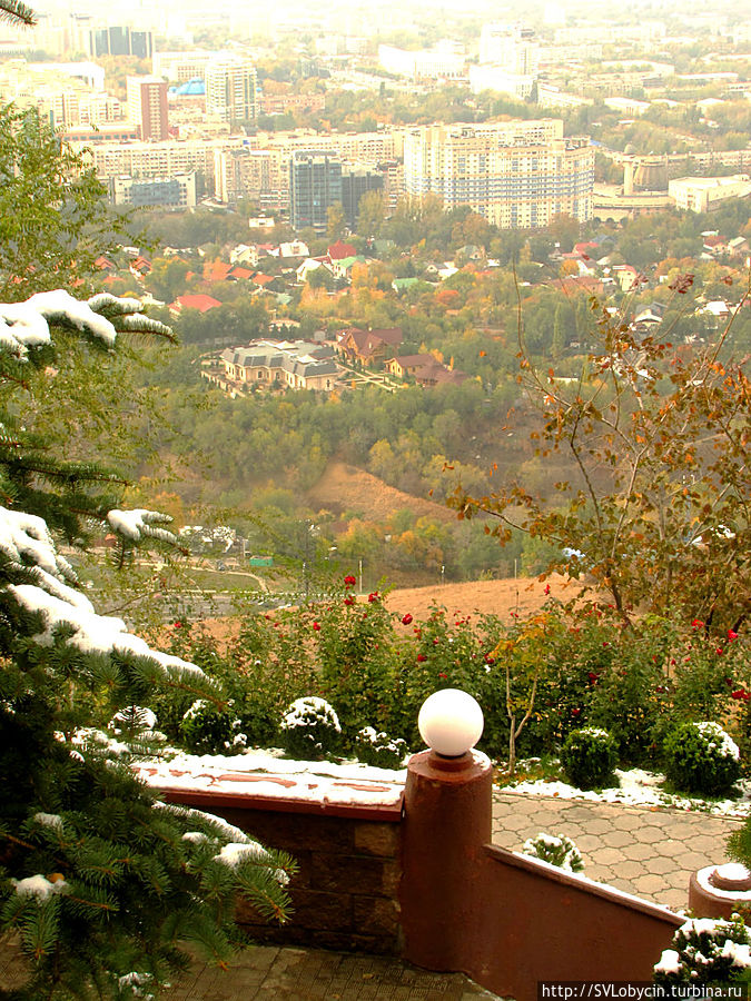 Вид с горы Кок-Тобе Вид с горы Кок-Тобе