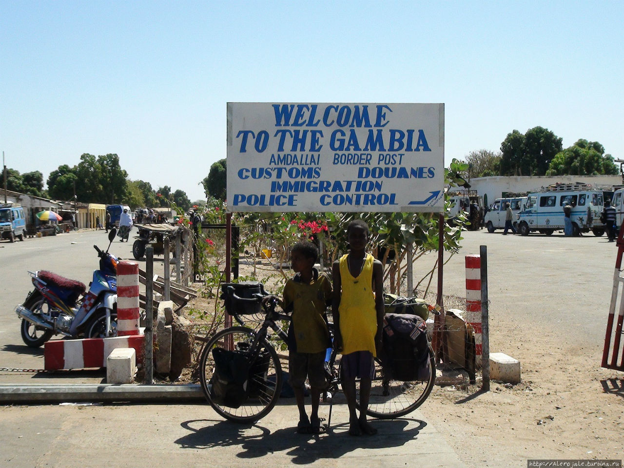 Путешествие по трассе вдоль реки Серекунда, Гамбия
