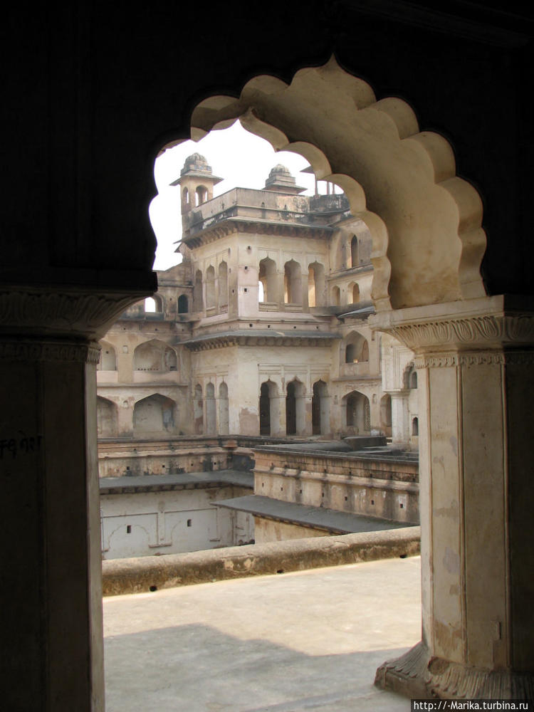 Дворец Джахангир-Махал, О Дворец Джахангир-Махал, О