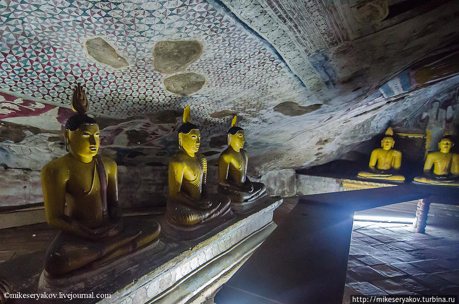 Пещерные храмы Дамбуллы и немного истории конфликта Дамбулла, Шри-Ланка Пещерные храмы Дамбуллы и немного истории конфликта Дамбулла, Шри-Ланка