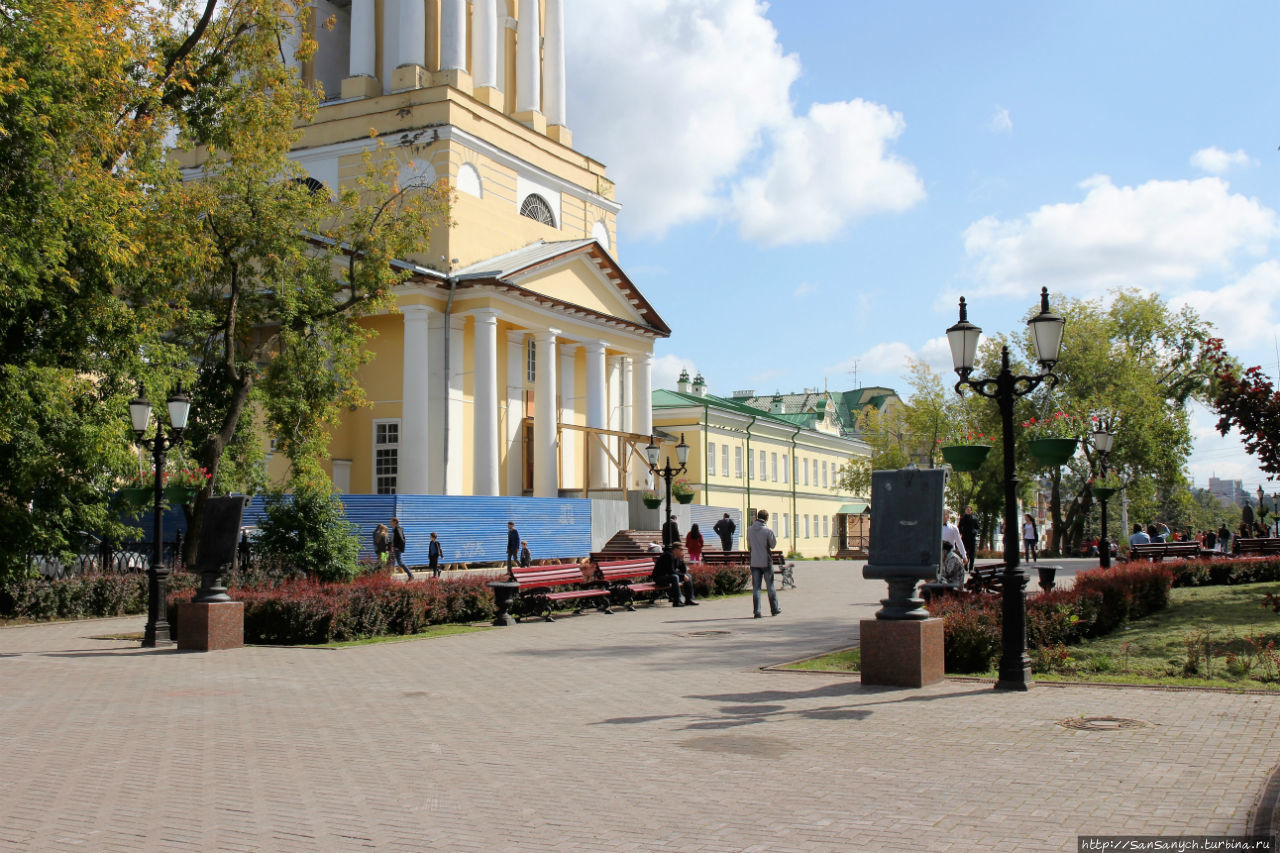 Соборная площадь. Пермь, Россия