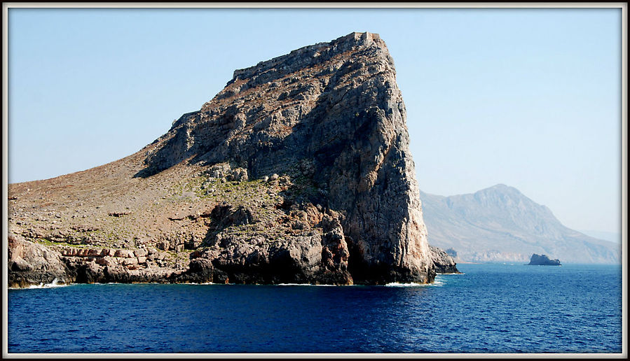 Венецианская крепость на пиратском острове Грамвуса Остров Крит, Греция