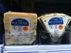 Голубой сыр Стилтон производится только в графствах Дербишир, Лестершир и Ноттингемшир
