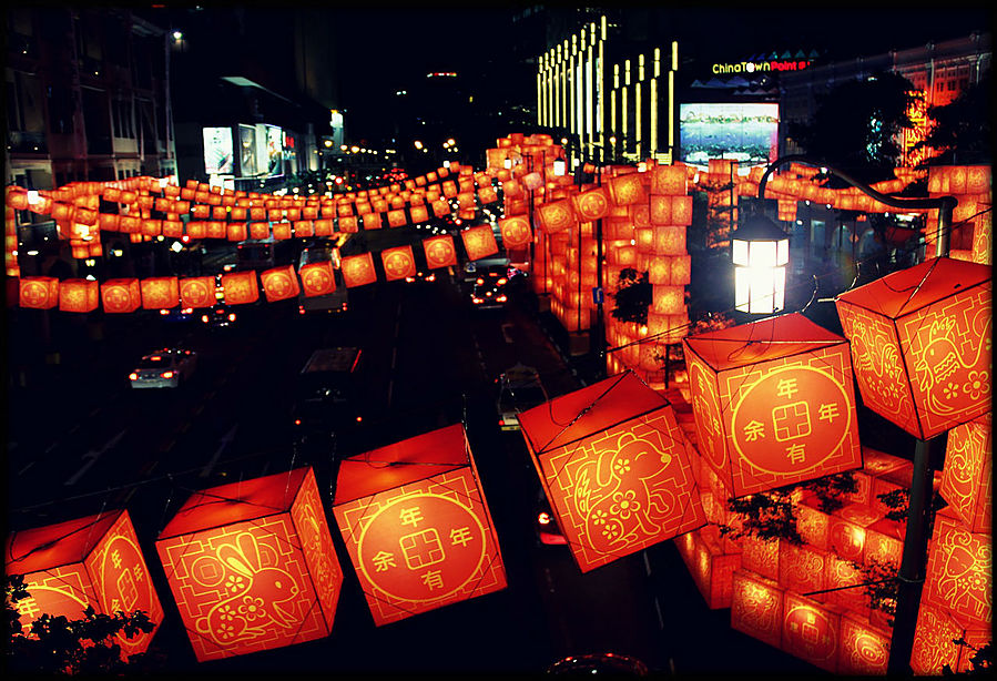 Накануне праздника или прогулка по сингапурскому Чайнатаун Сингапур (город-государство) Накануне праздника или прогулка по сингапурскому Чайнатаун Сингапур (город-государство)