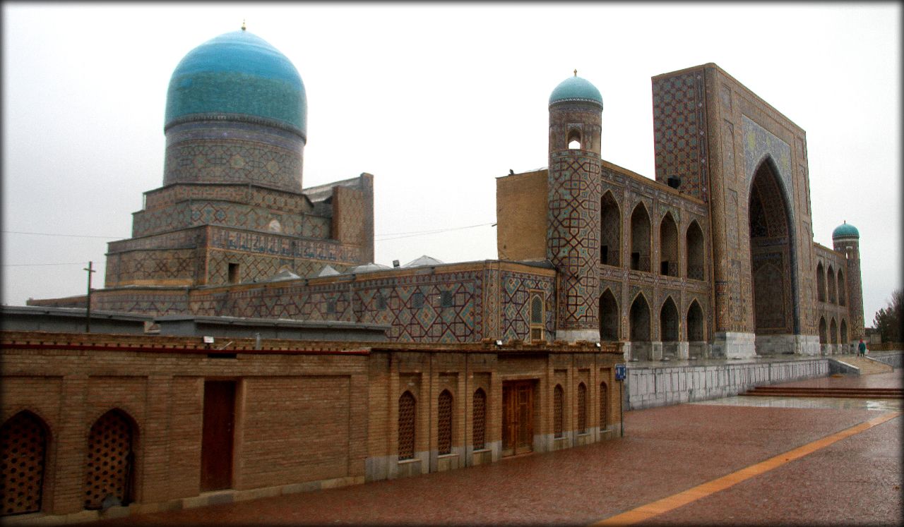 На крыше Шердора или самый известный регистан Востока Самарканд, Узбекистан