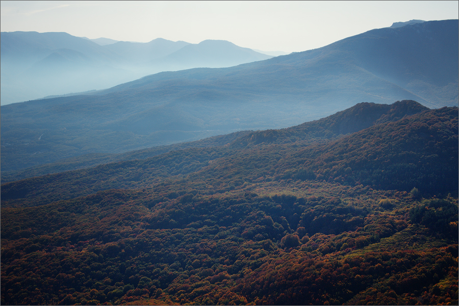 Был самый что ни на есть полдень и солнце контрастило все нещадно, но не мог ничего с собой поделать и все равно снимал. Был самый что ни на есть полдень и солнце контрастило все нещадно, но не мог ничего с собой поделать и все равно снимал.