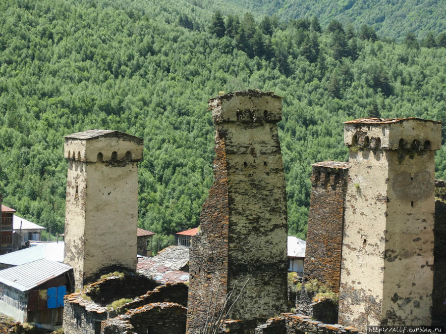 Высокогорное село Ушгули Ушгули - Чвибиани и Жибиани, Грузия