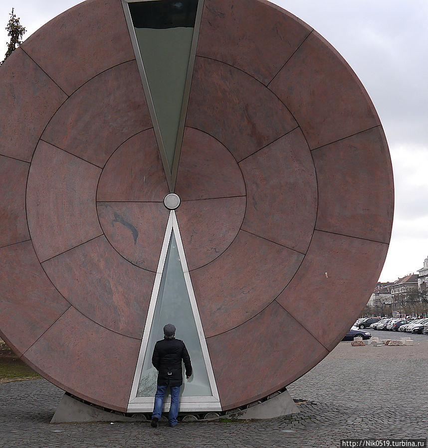 Февраль в Будапеште Будапешт, Венгрия Февраль в Будапеште Будапешт, Венгрия