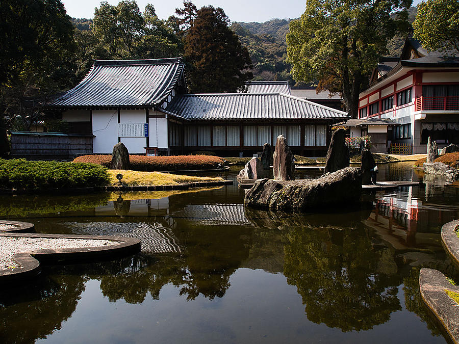 В святилище Мацуноо Киото, Япония