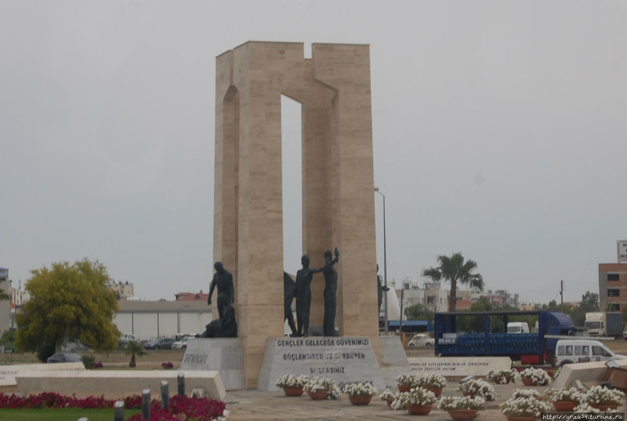 Памятник мученикам Никосия (турецкий сектор), Турецкая Республика Северного Кипра