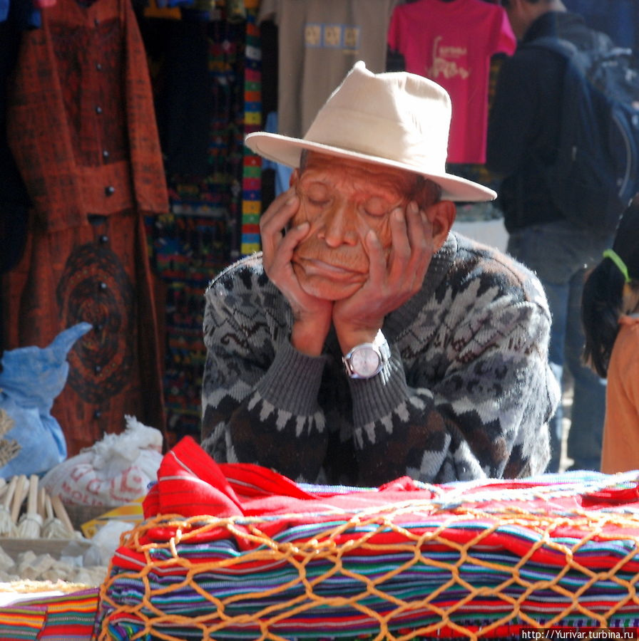Никто ничего не покупает Чичикастенанго, Гватемала