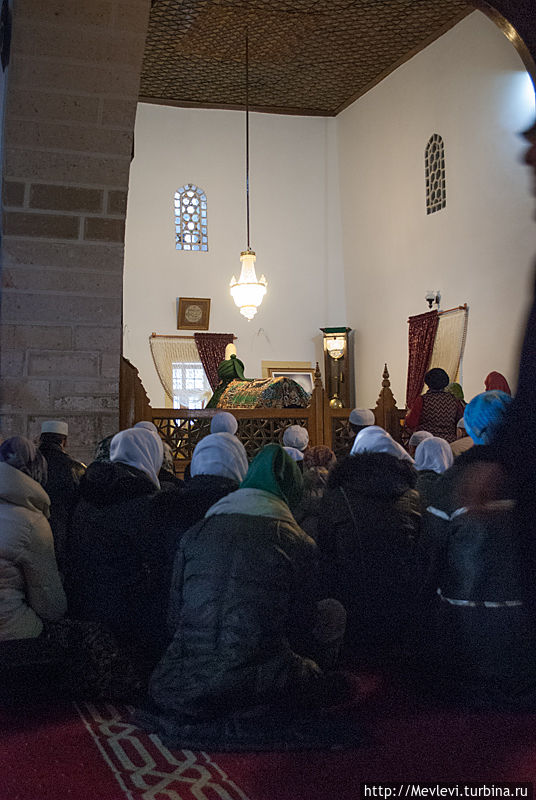 Мечеть Шамса и место его упокоения в Конии Конья, Турция