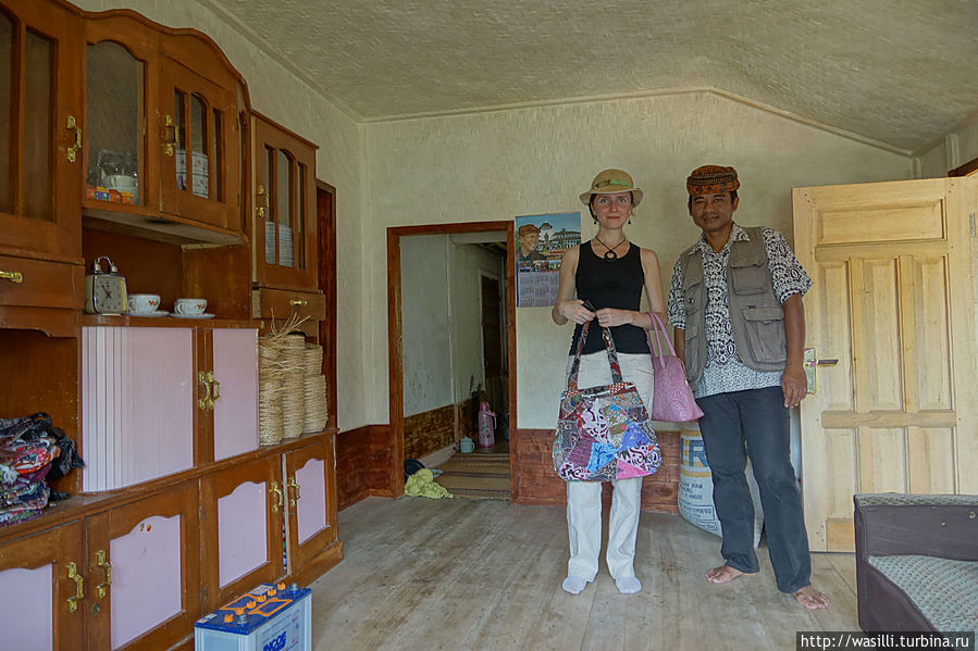 В гостях у жителя. Дочке впарили сумку... В гостях у жителя. Дочке впарили сумку...