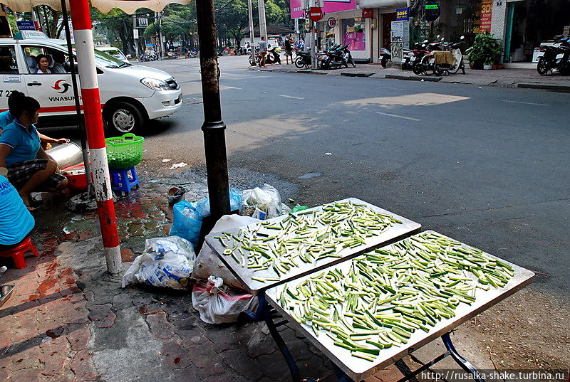 Уличные посиделки Тхузаумот, Вьетнам