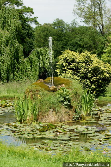 Есть в графском парке черный пруд Штутгарт, Германия