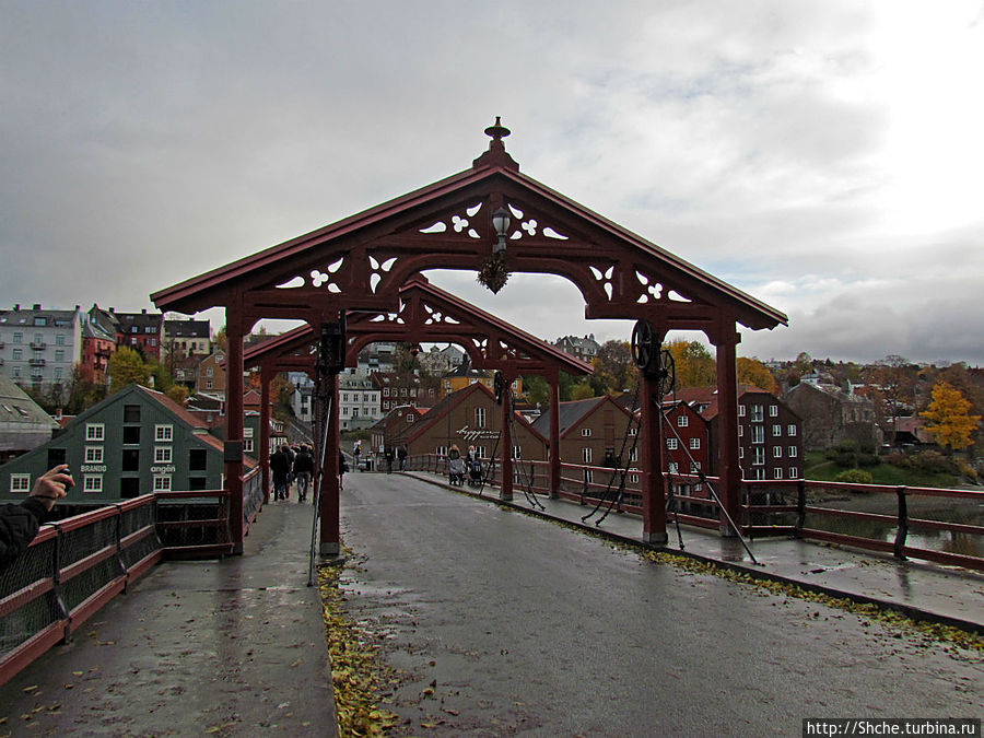 Старый деревянный мост Тронхейм, Норвегия