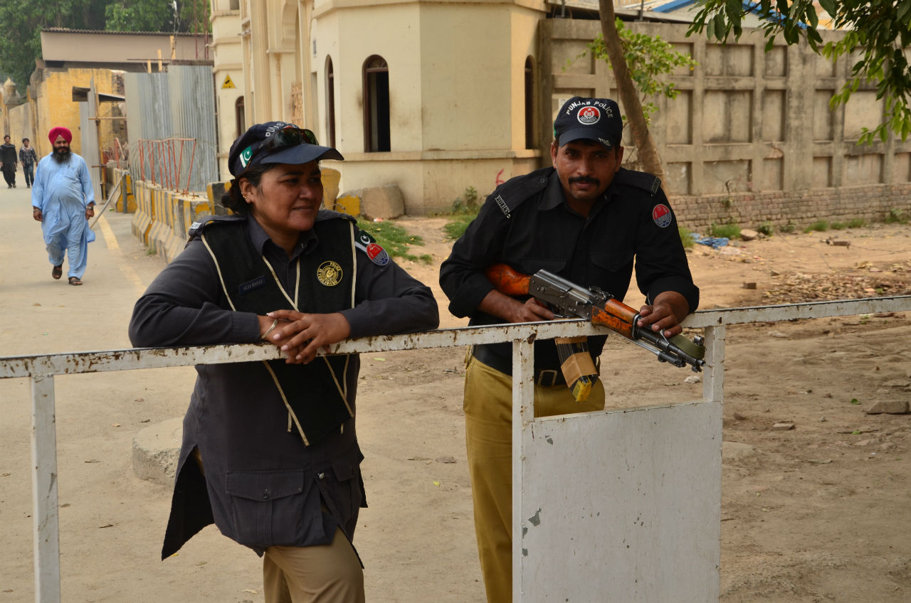 Калашников с нами Лахор, Пакистан