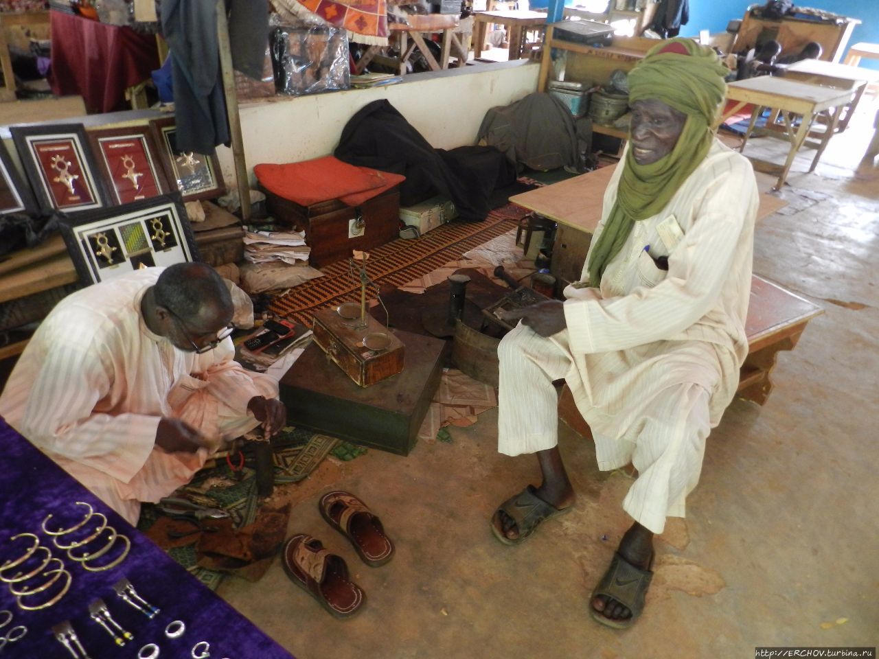 Мастера и их сувениры Ниамей, Нигер