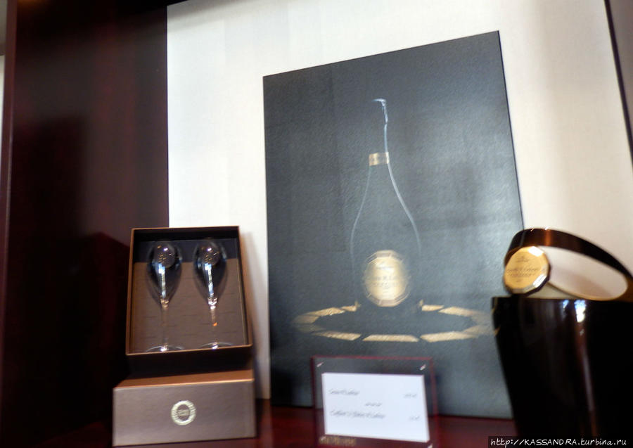 Дегустация шампанского в Реймсе Реймс, Франция Дегустация шампанского в Реймсе Реймс, Франция