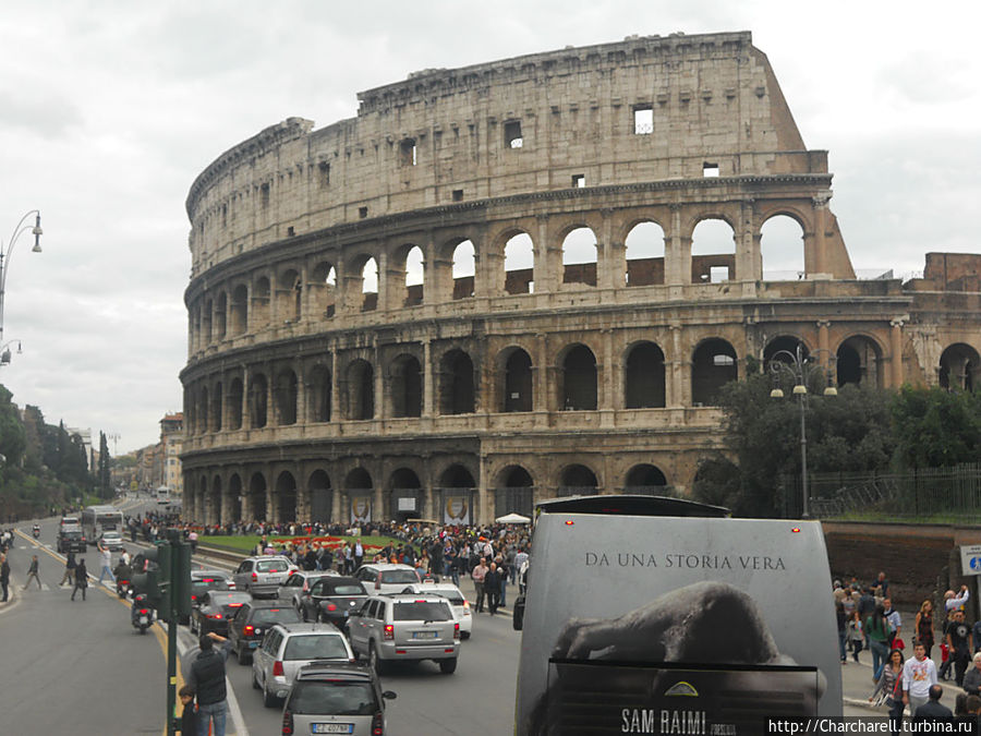Рим с крыши туристического автобуса. Рим, Италия