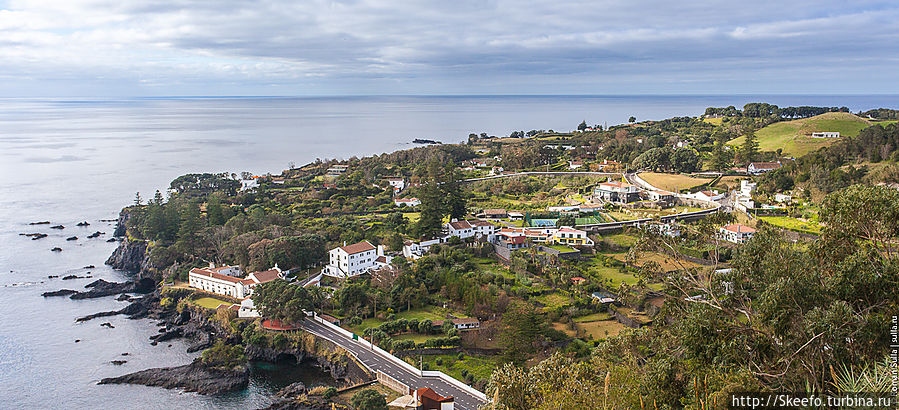 Вид со смотровой площадки Остров Сан-Мигел, Португалия