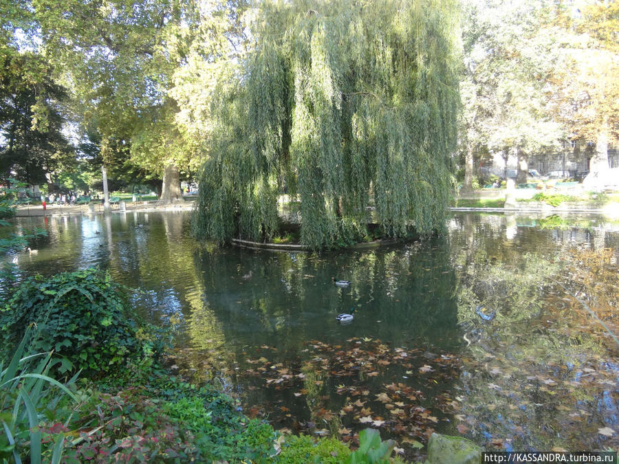 Русский храм в Париже Париж, Франция Русский храм в Париже Париж, Франция