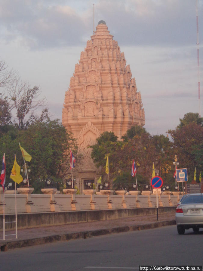 City Shrine Бурирам, Таиланд