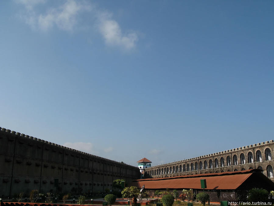 Прогулка по знаменитой тюрьме Cellular Jail и эхо войны Порт-Блэр, Южный-Андаманский остров, Индия