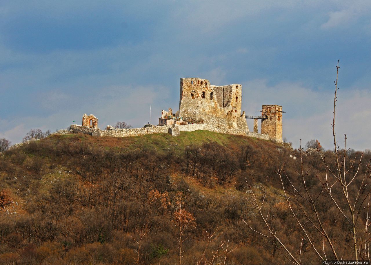 Замок Чеснек Чеснек, Венгрия