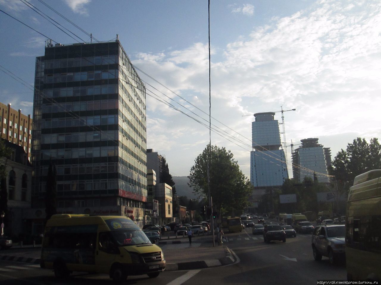 Прогулка по проспекту Давида Строителя Тбилиси, Грузия