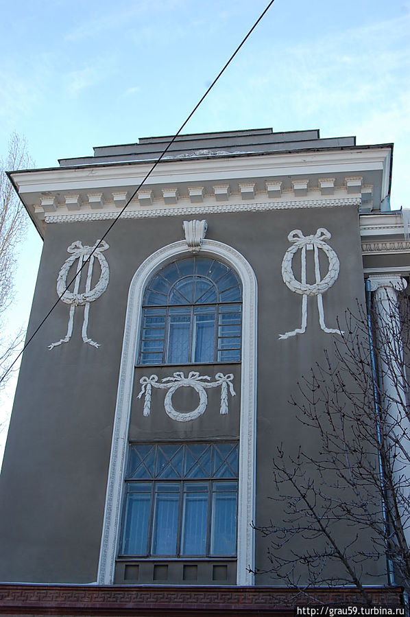 Первомайская, 75 Первомайская, 75