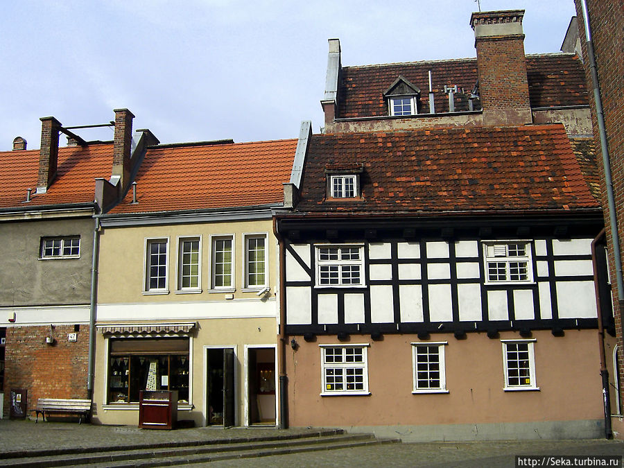 Дома рядом с Костелом Дома рядом с Костелом