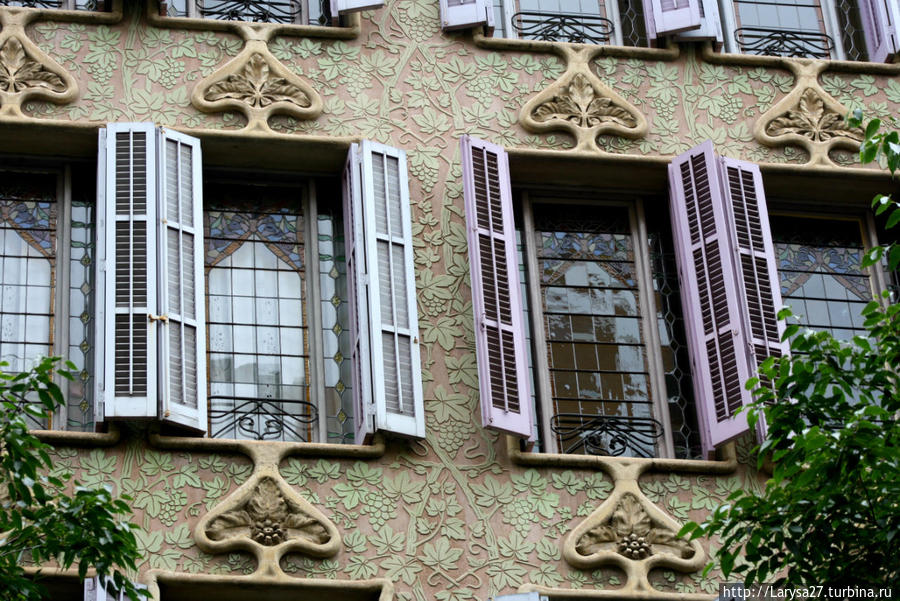 Каса Гранель. Carrer de Girona, архитектор Jeroni Granell i Manresa, 1901–1903 г.г. Барселона, Испания