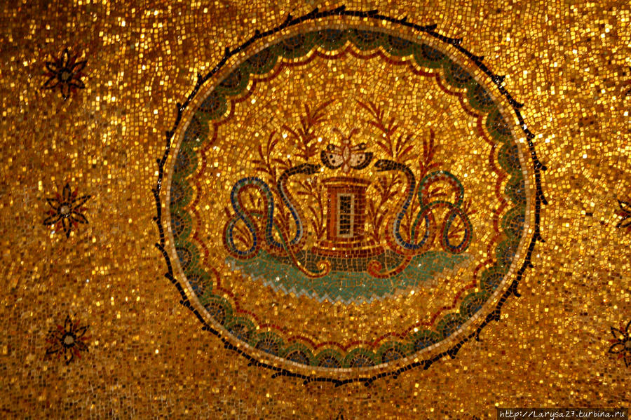 Мозаики мавзолея Бюкебург, Германия