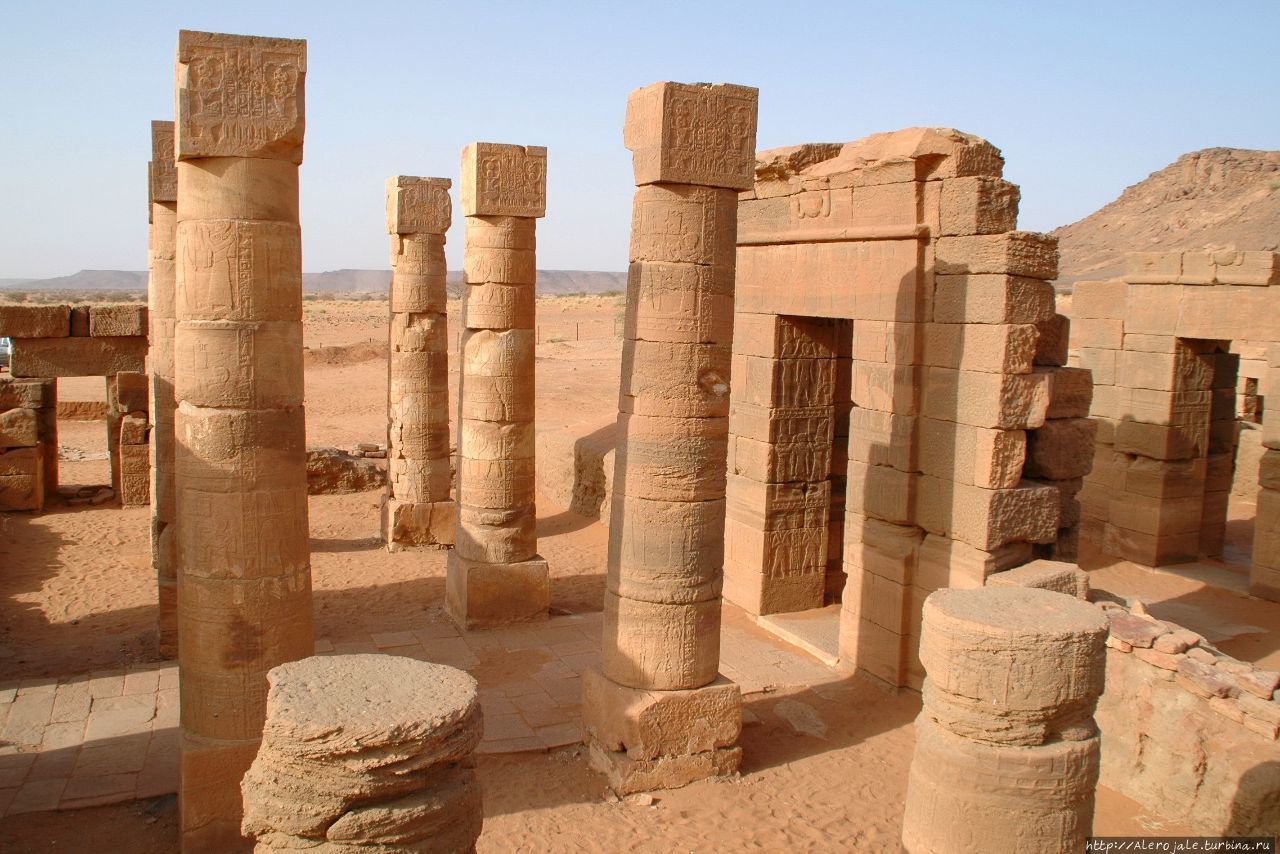 Останки древнего города Мосварат Эль-Мосварат Андель-Накаа, Судан