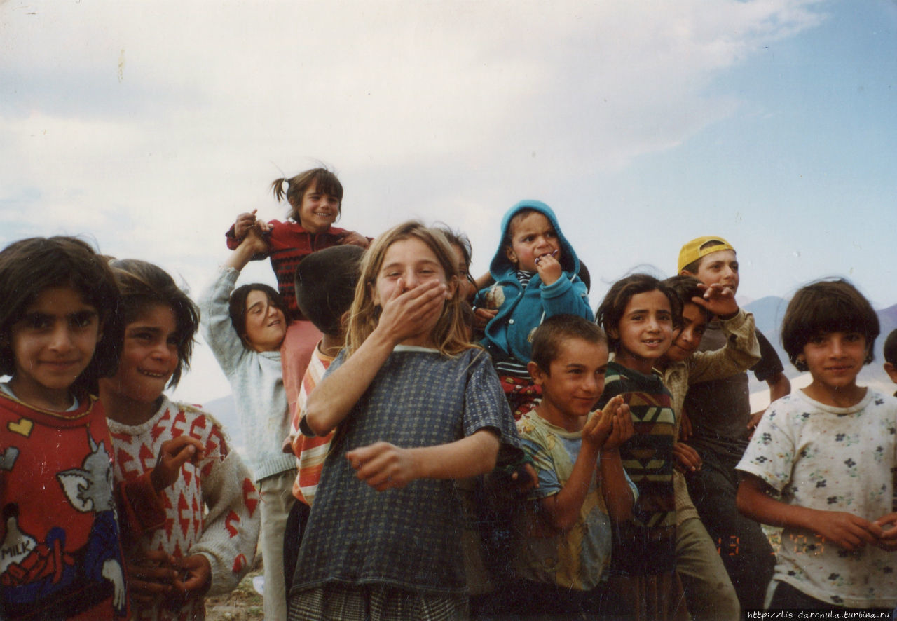 Дети, 2002год Гора Арарат (5137м), Турция