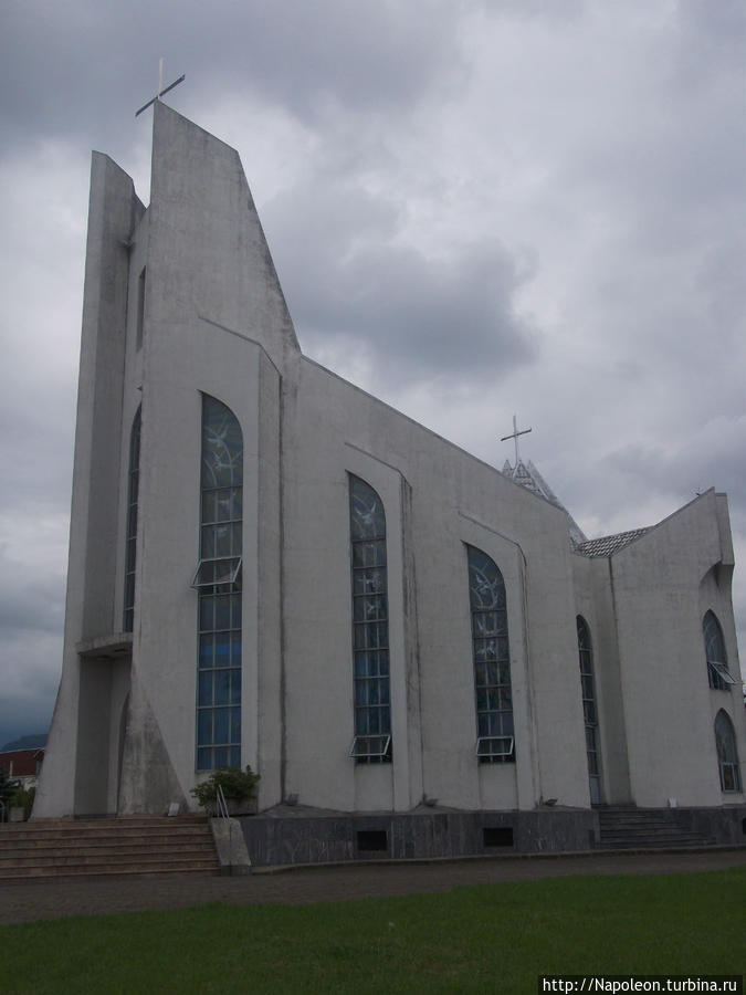 Церковь Святого Духа Батуми, Грузия