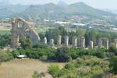 Римский акведук.
