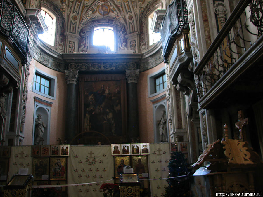 Главный алтарь Главный алтарь