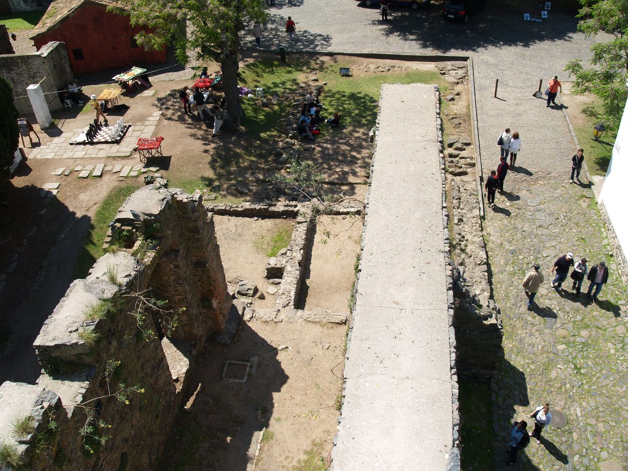 Перепрофилированные остатки старейшего храма Колонии