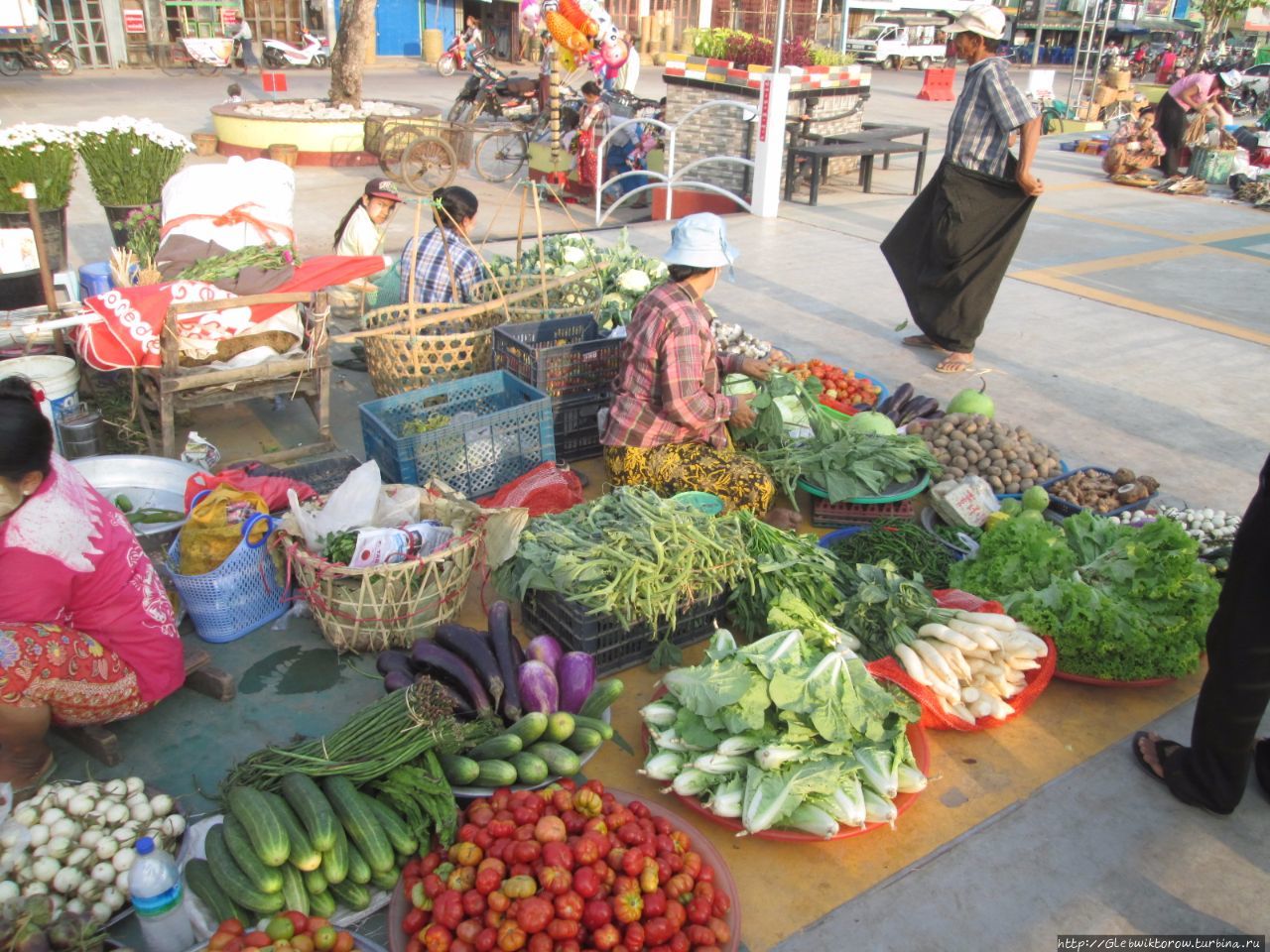 Вечерний рынок Патейн, Мьянма
