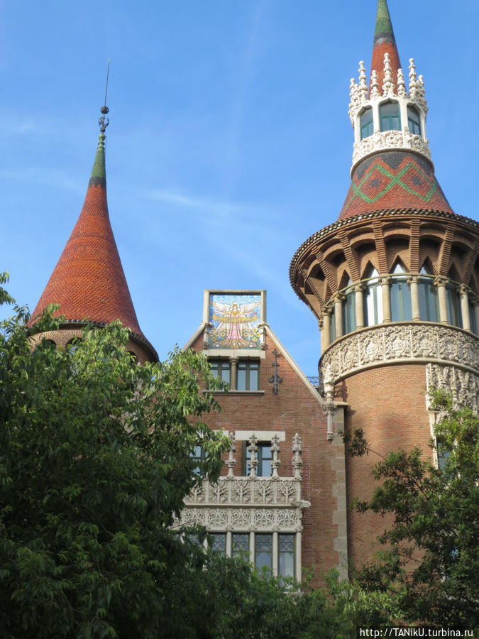 Район Барселоны «Эйшампле» (Eixample) Барселона, Испания Район Барселоны «Эйшампле» (Eixample) Барселона, Испания