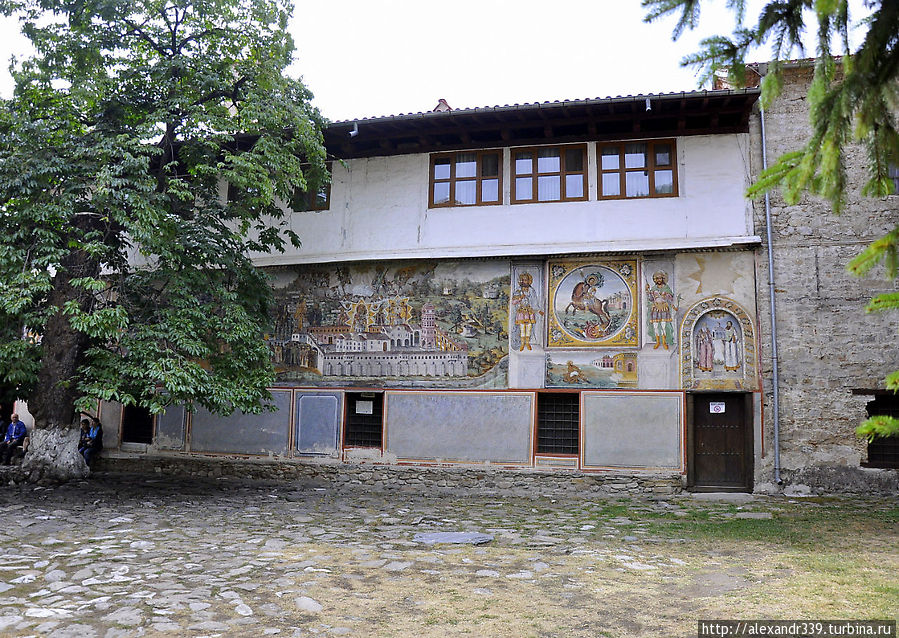 Бачковский монастырь Бачково, Болгария Бачковский монастырь Бачково, Болгария