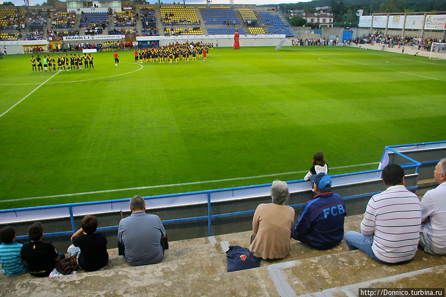 Матч постаревших легенд Паламос, Испания Матч постаревших легенд Паламос, Испания