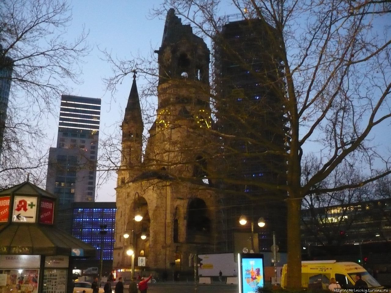 Мемориальная церковь кайзера Вильгельма Берлин, Германия
