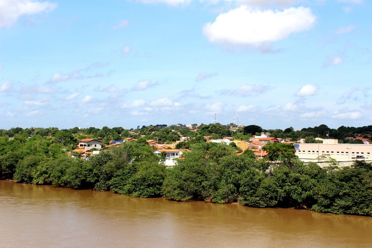 Набережная реки Парнаиба Тимон, Бразилия