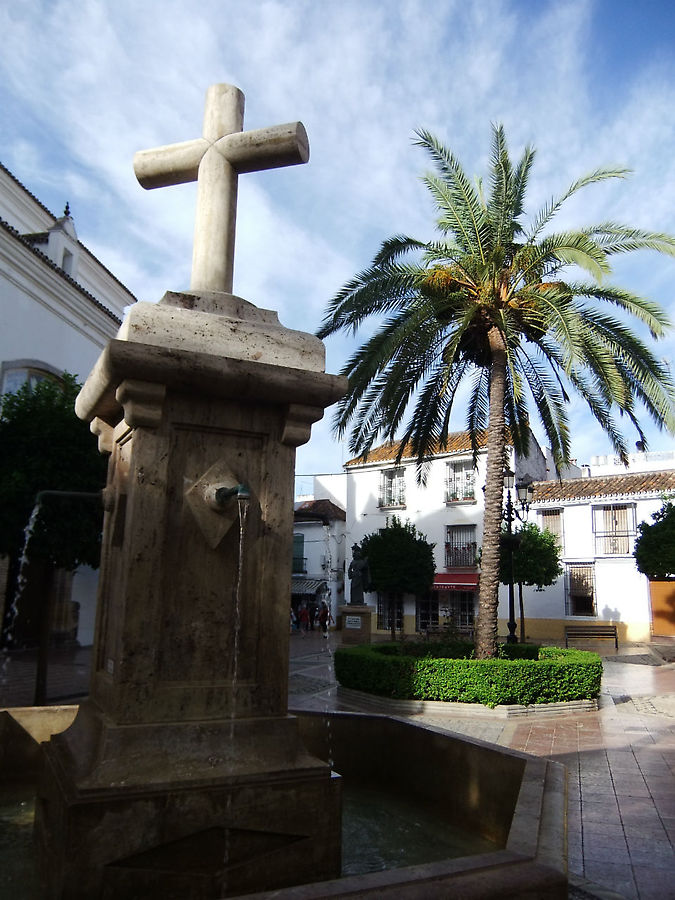 Одна из площадей города. Марбелья, Испания